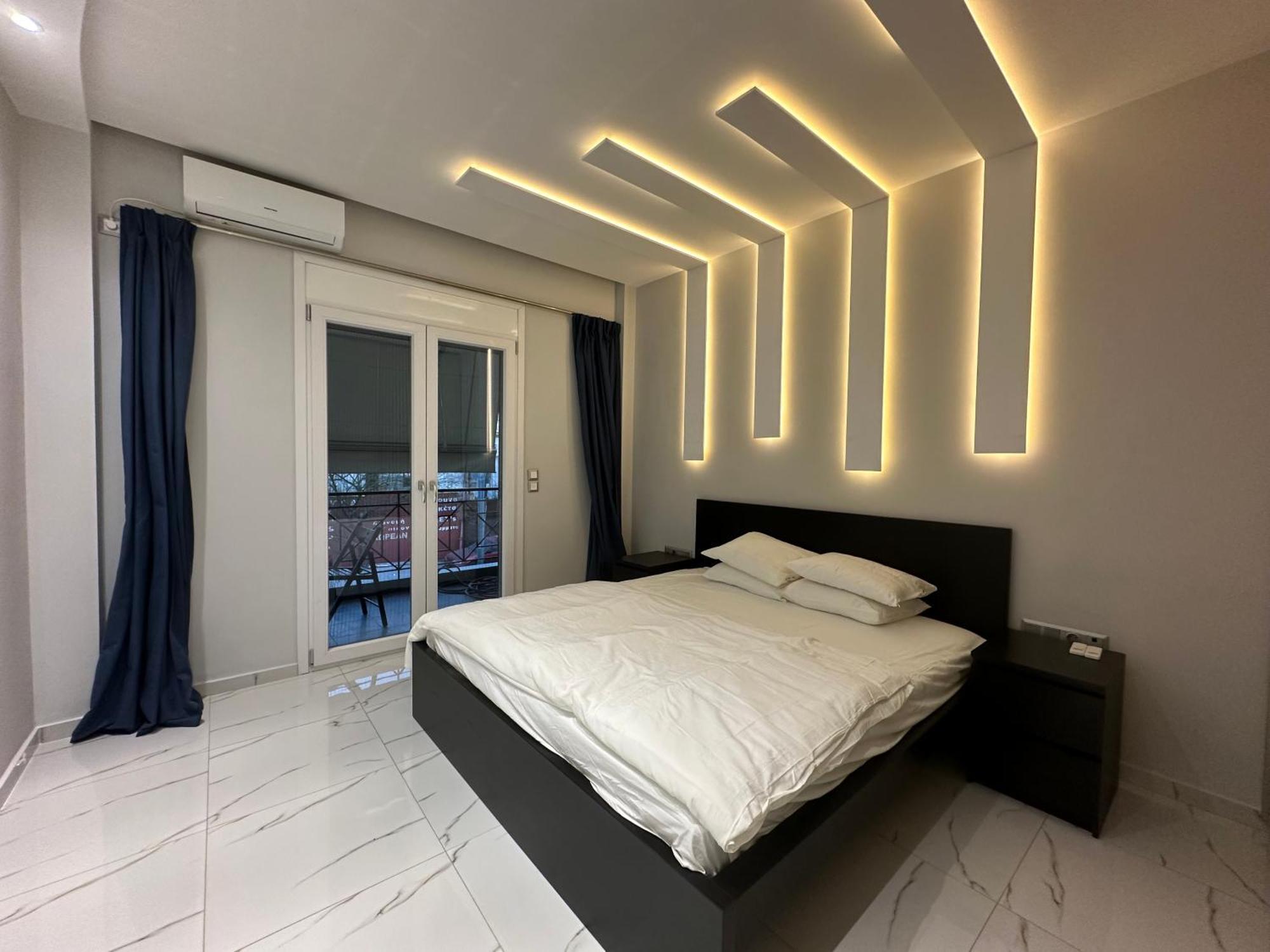 Warm And Modern Brand New Apartment Piraeus Buitenkant foto